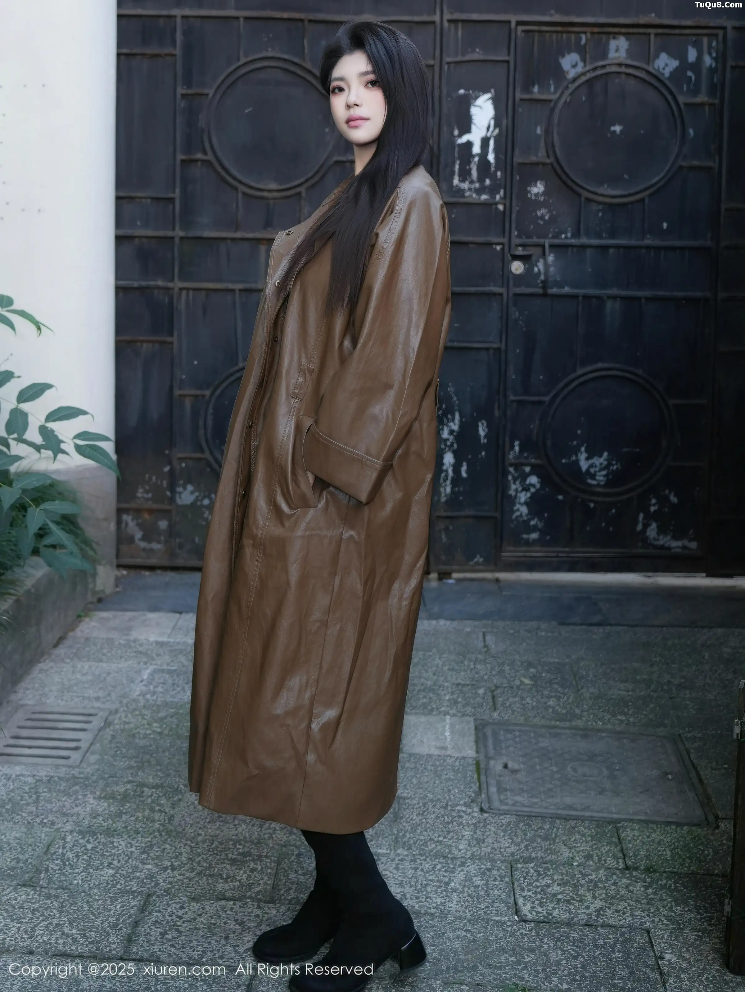 冬安性感紫色情趣内衣配紫丝吊袜秀丰满身材惹火绝美写真70P 3