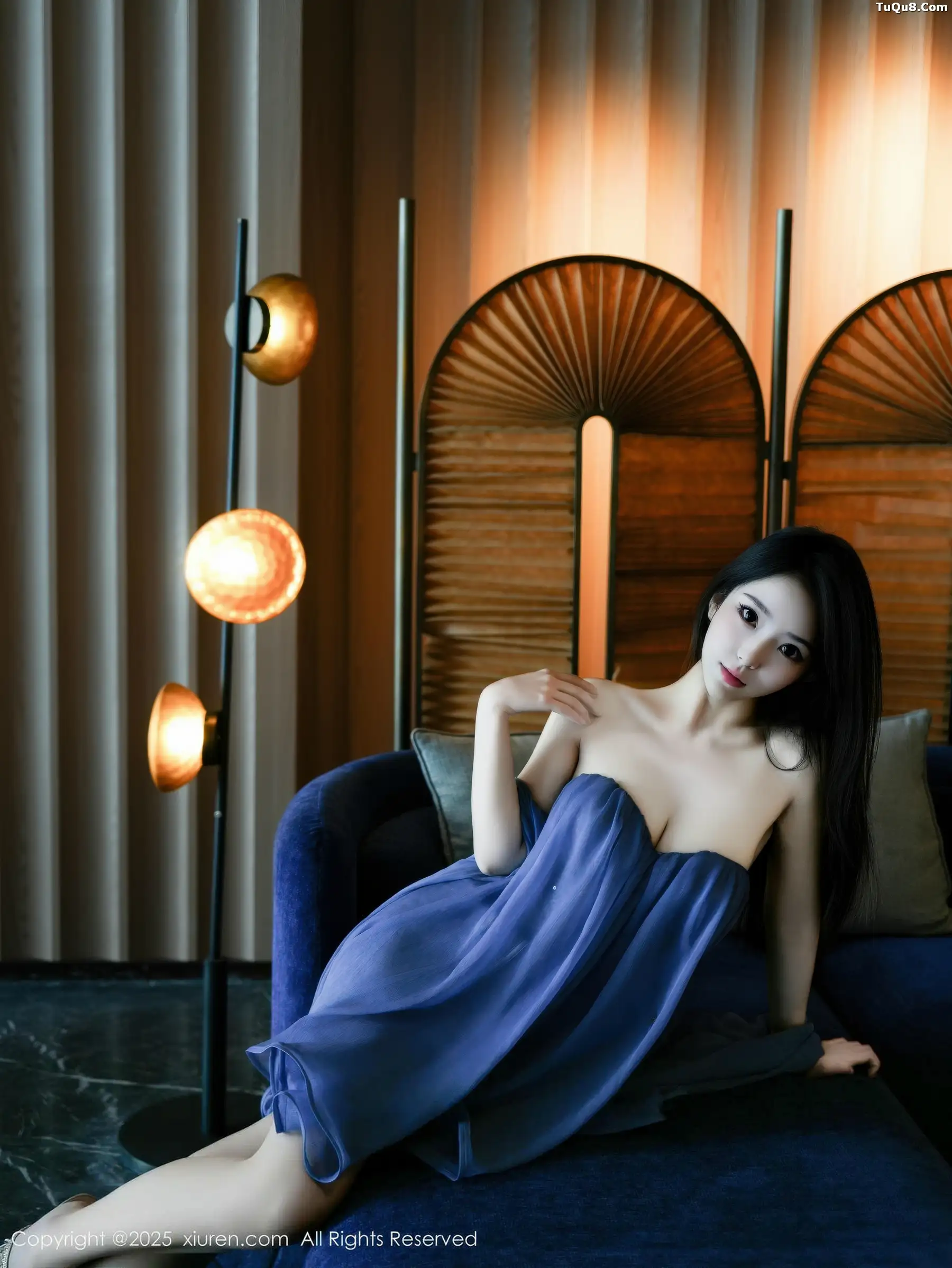 烧烧小桃蓝色连衣短裙+白色碎花连衣裙秀曼妙身材绝美写真52P 3