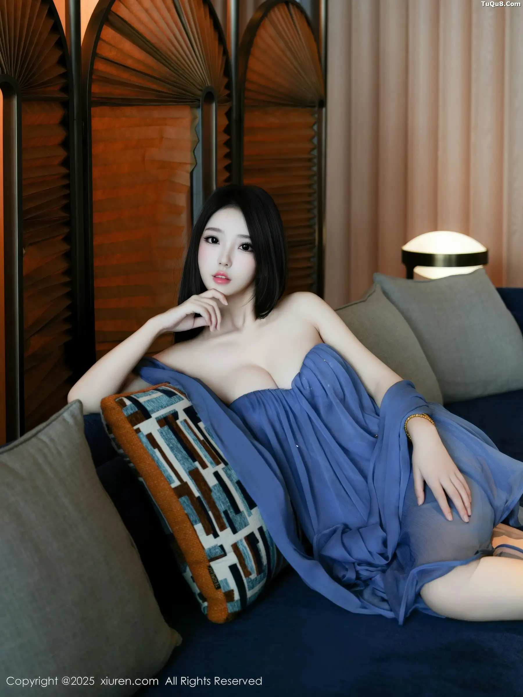 烧烧小桃蓝色连衣短裙+白色碎花连衣裙秀曼妙身材绝美写真52P 6