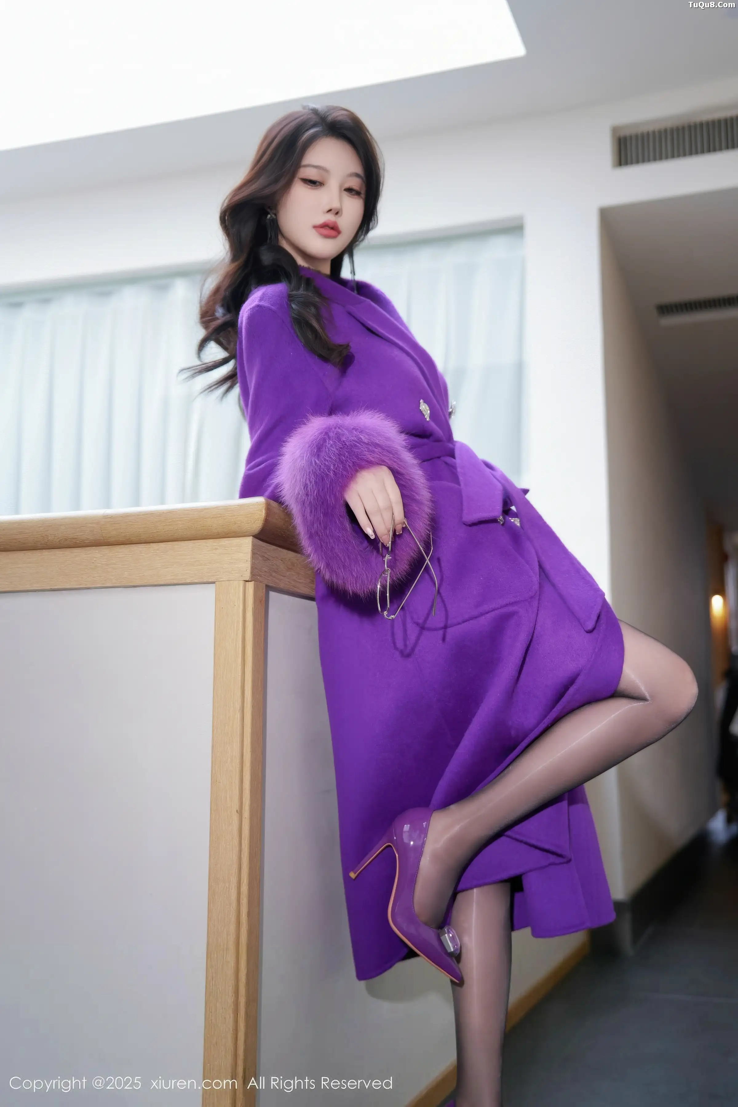 CHENCHEN.性感黑色情趣内衣配黑丝袜秀丰腴身材绝美写真68P 3