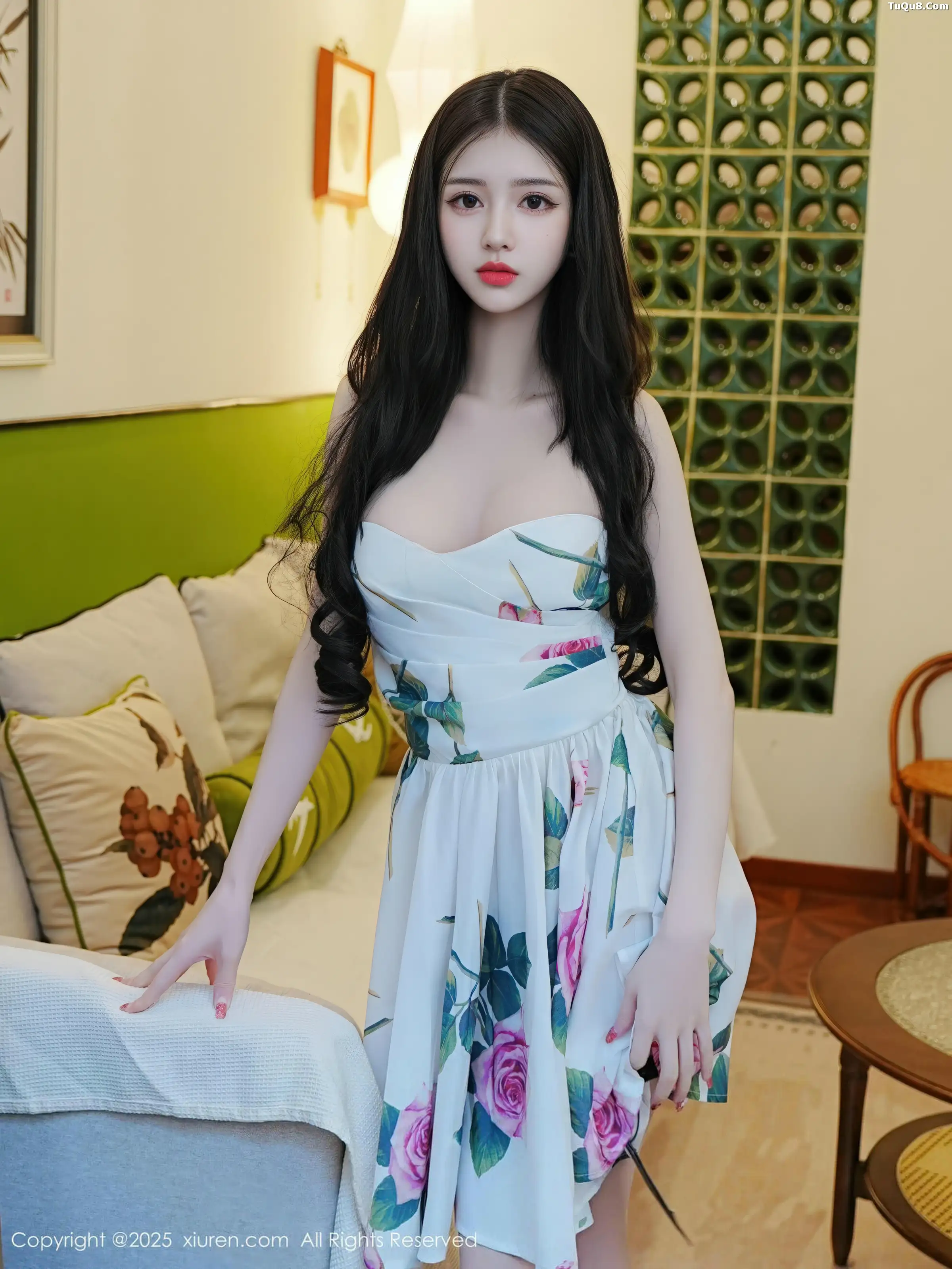 Bai Xiaodie Sexy Light-Colored One-Piece Mini Skirt with Ultra-Thin Sheer Fabric Showing Perfect Curves Charming Beautiful Photoshoot 72P 5