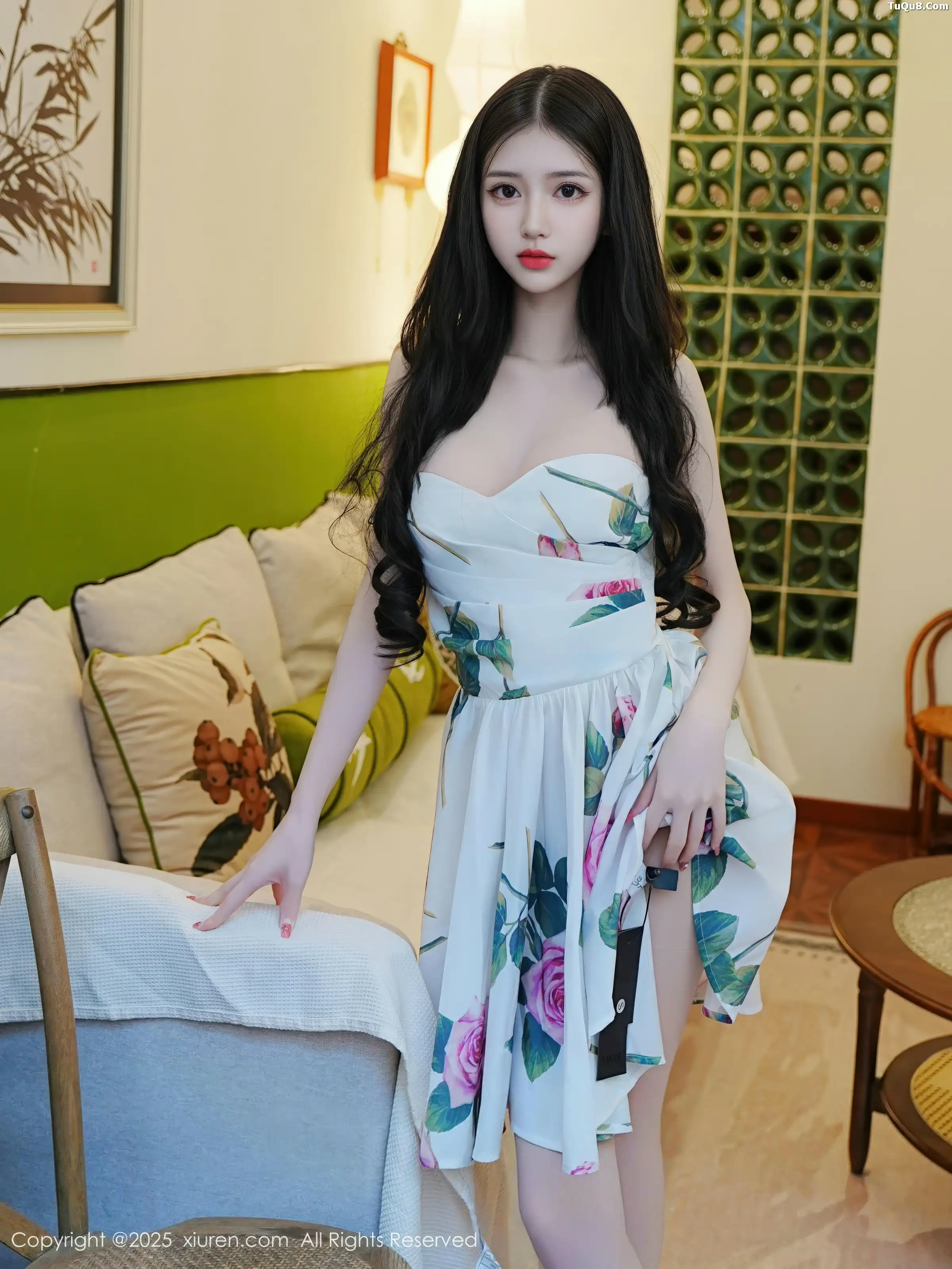 Bai Xiaodie Sexy Light-Colored One-Piece Mini Skirt with Ultra-Thin Sheer Fabric Showing Perfect Curves Charming Beautiful Photoshoot 72P 6