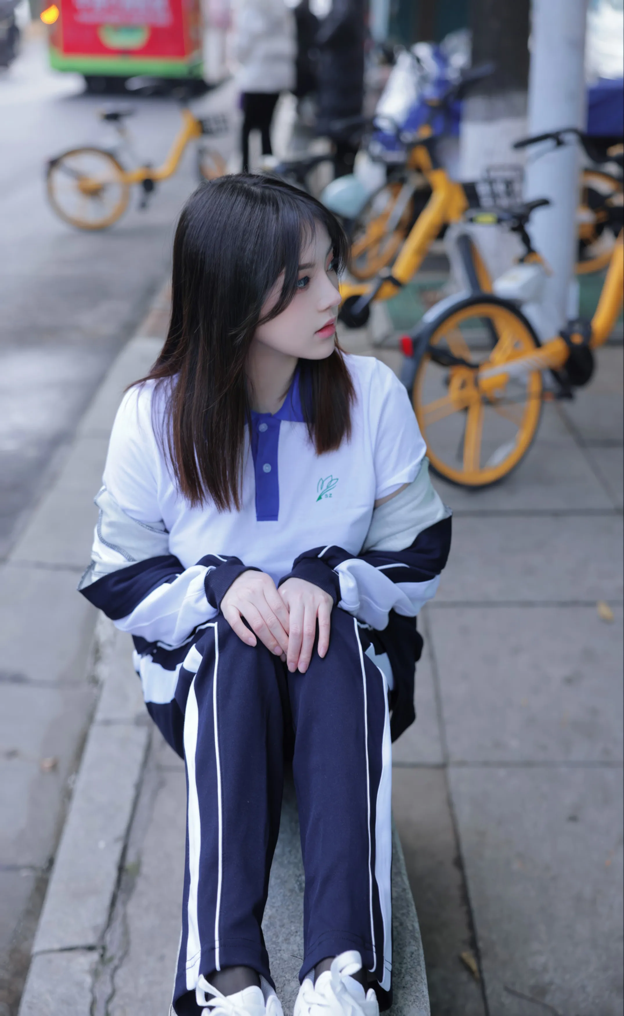 Paid Model Content Douban Sauce Tempting Private Shoot Benefits Bus 82P 5