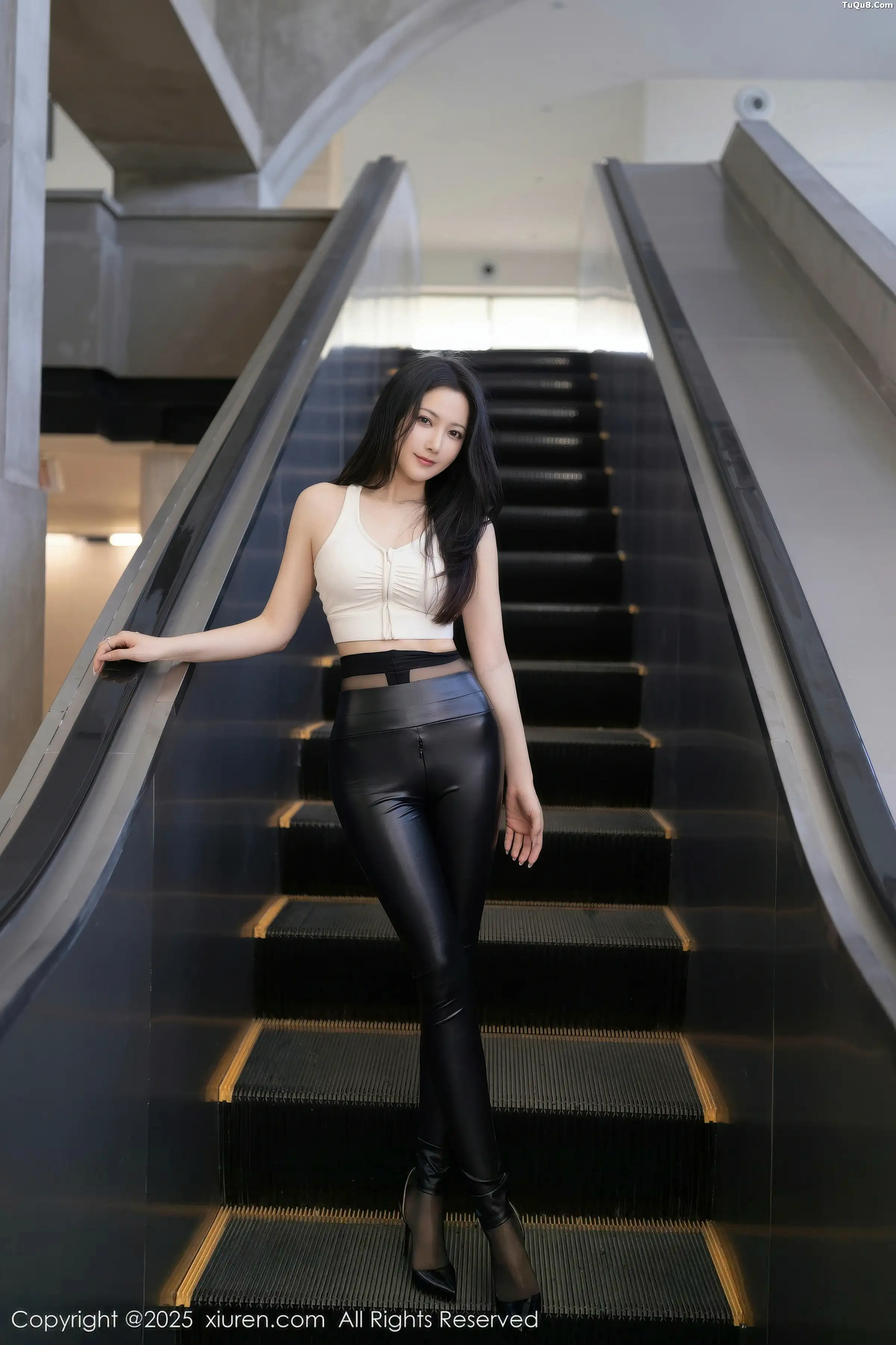 CaviarFish Sexy white top paired with black leather pants showcasing graceful figure alluring and absolutely beautiful photos 70P 9