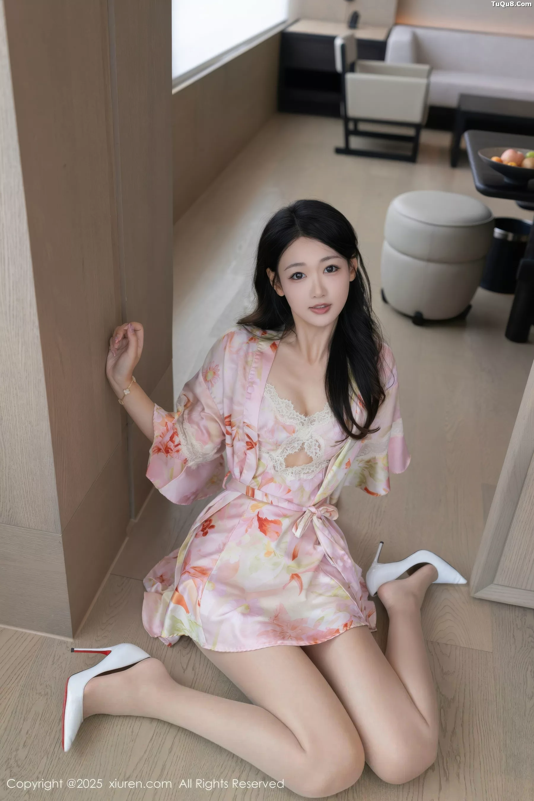 Tang Anqi in sexy pink robe revealing pink underwear paired with ultra-thin flesh silk showcasing graceful figure gorgeous photo set 76P 8
