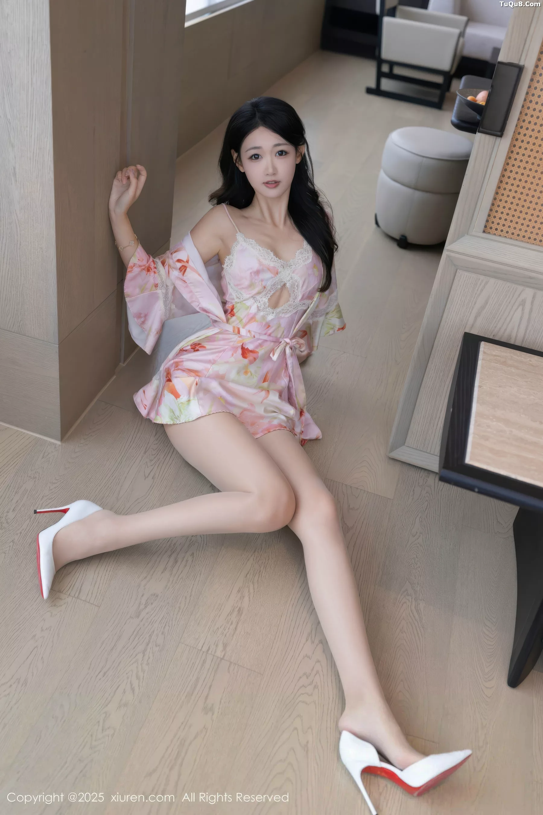 Tang Anqi in sexy pink robe revealing pink underwear paired with ultra-thin flesh silk showcasing graceful figure gorgeous photo set 76P 9