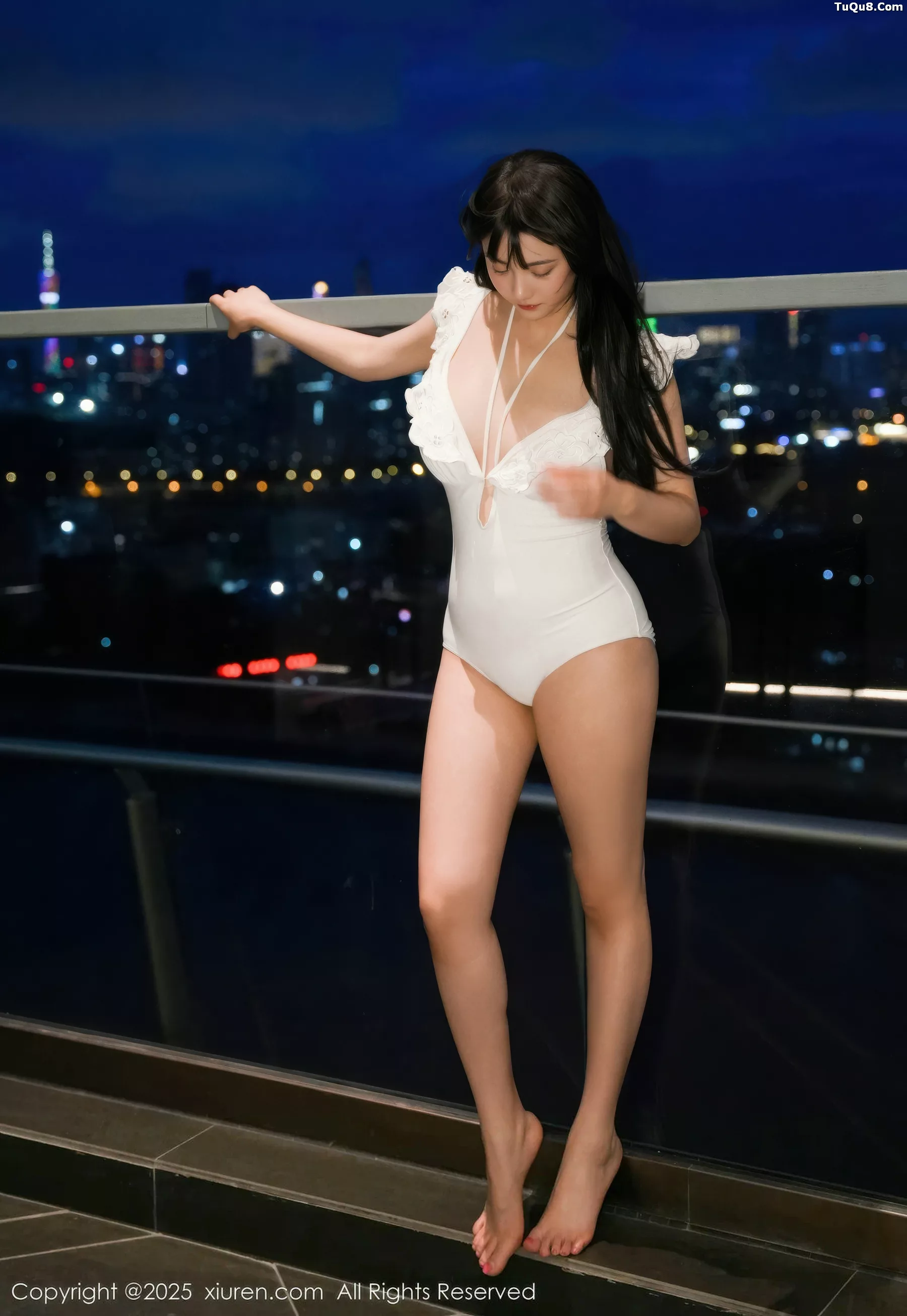 Soft Pool Scene Sexy White Bikini Show Perfect Figure Charming Beautiful Photos 71P | 9 photos visible