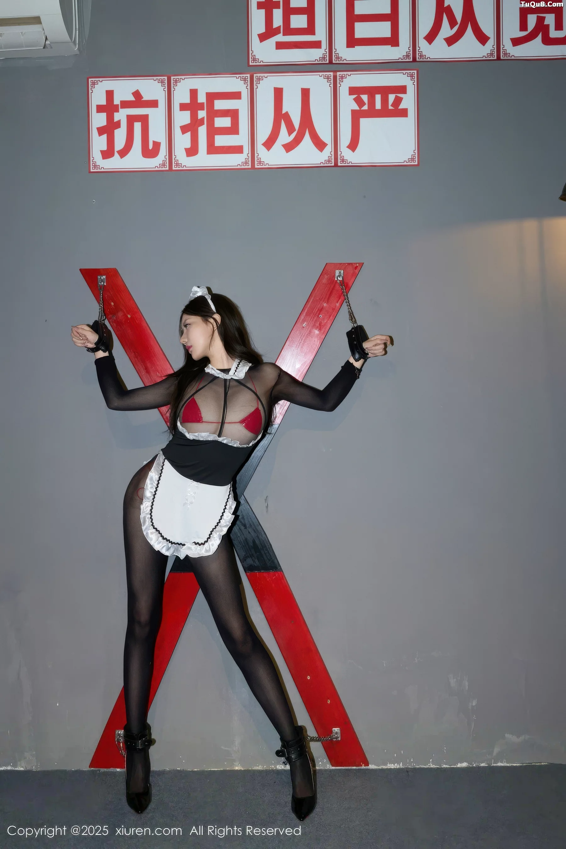 Yin Tiantian sunny sexy maid outfit revealing black tights showing off hot body absolutely beautiful photo set 60P 2
