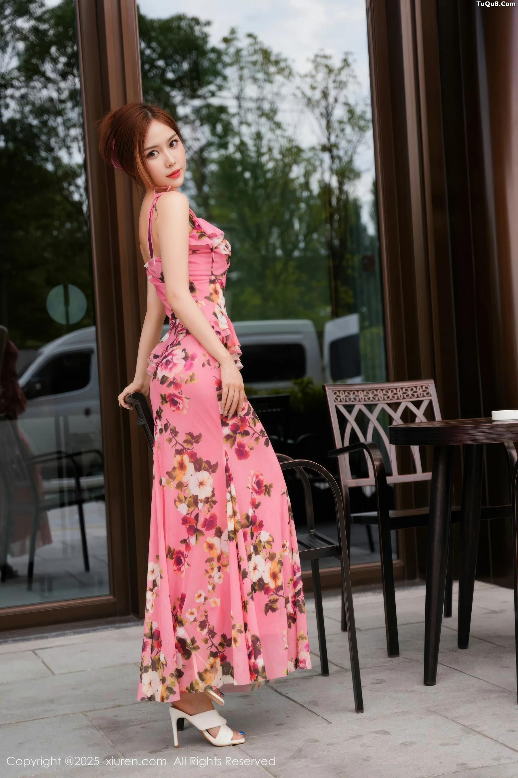 Bai Zhi yy bathtub scene sexy floral dress revealing purple underwear showcasing soft and beautiful figure exquisite photo set 60P 3