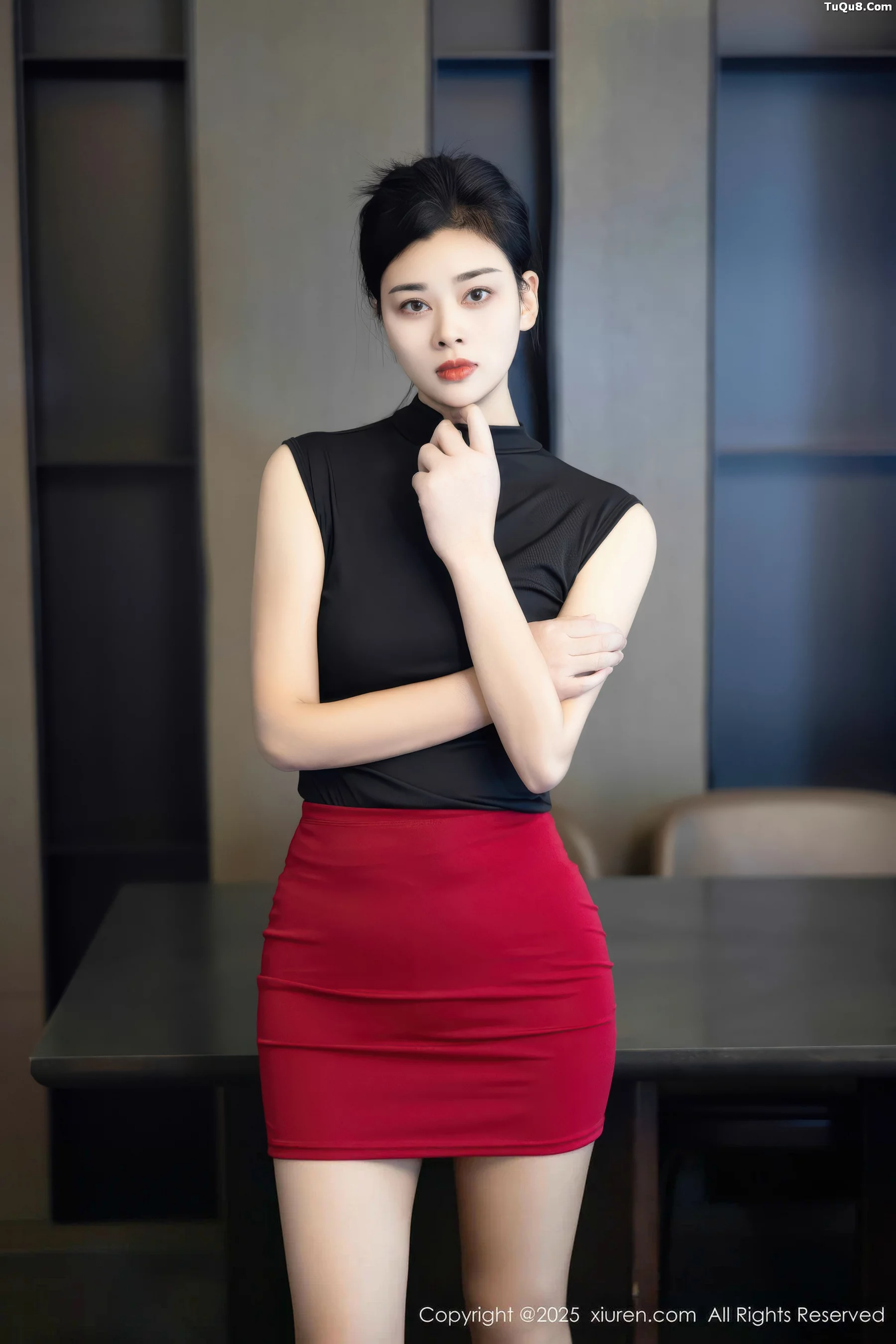 Xu Qingyan sexy black OL outfit revealing ultra-thin black stockings showing graceful figure beautiful photo 76P 3