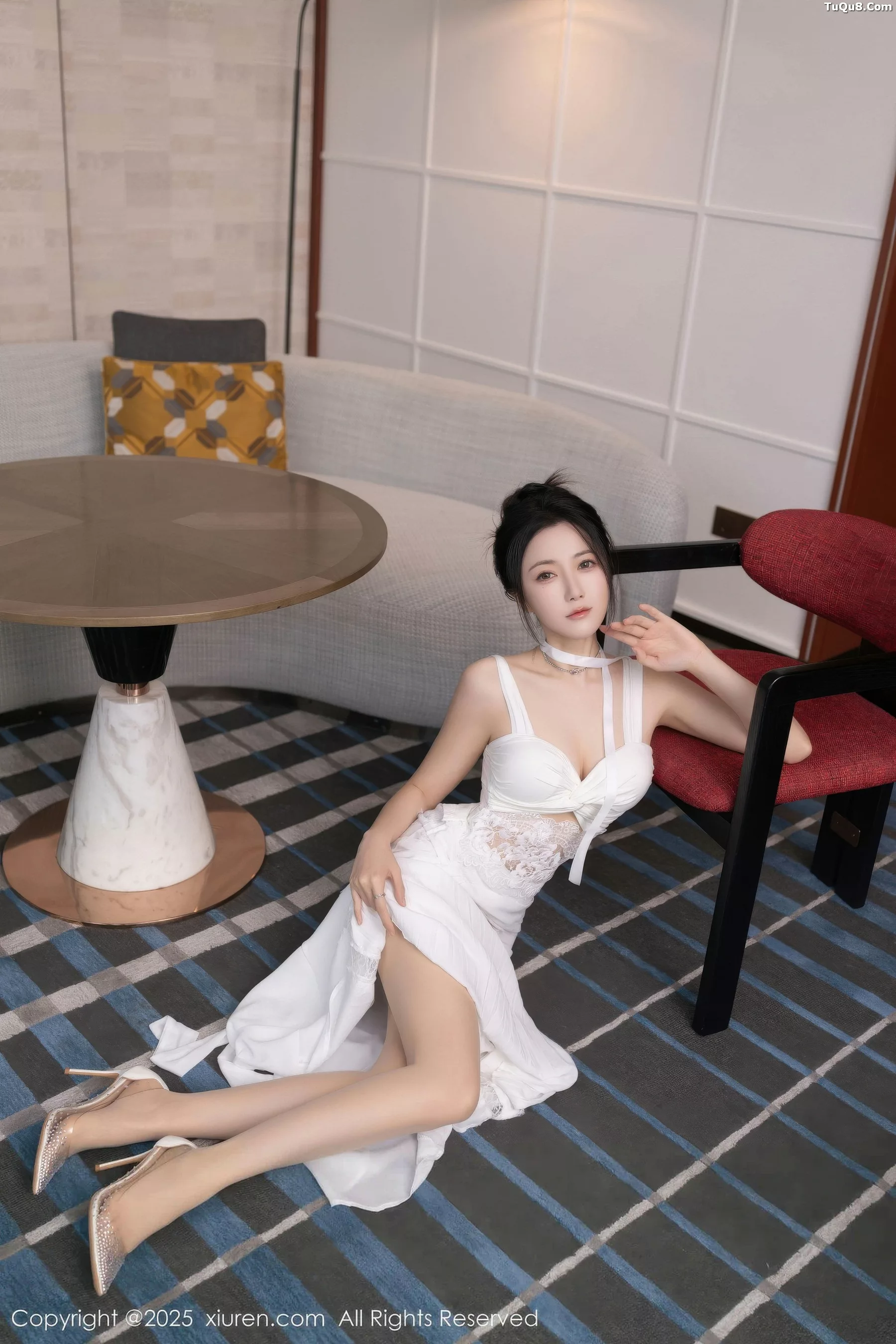 Caviar Fish Sexy White Long Dress with Ultra-Thin Seamless Look Showing Graceful Figure Beautiful Photoshoot 76P 9