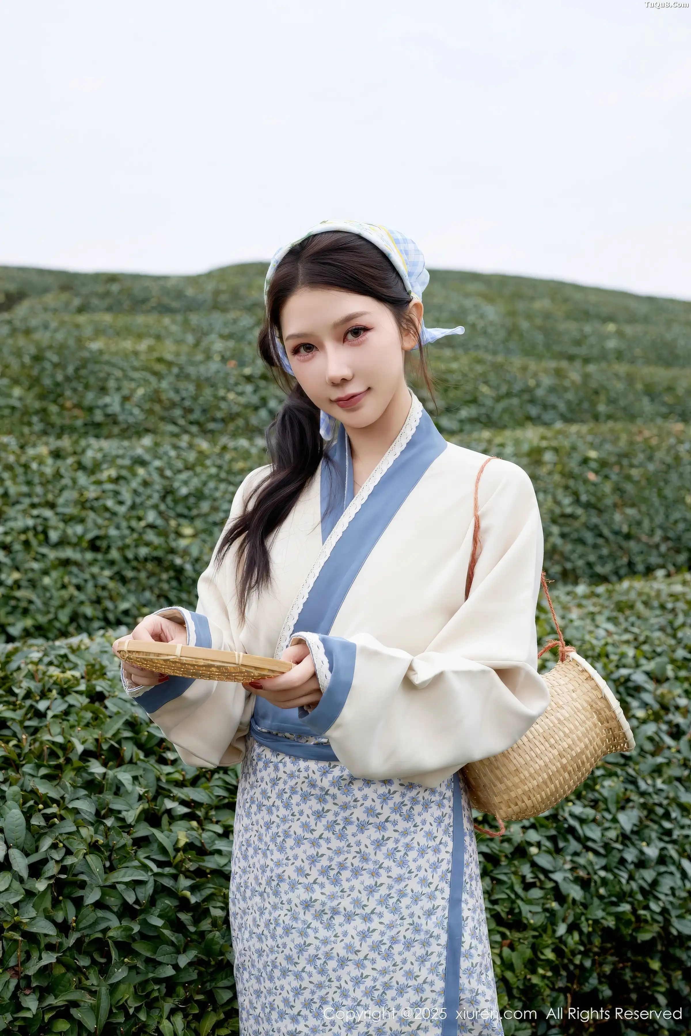 尹甜甜户外采茶姑娘装扮性感长裙秀翘臀美腿迷人绝美写真61P 4