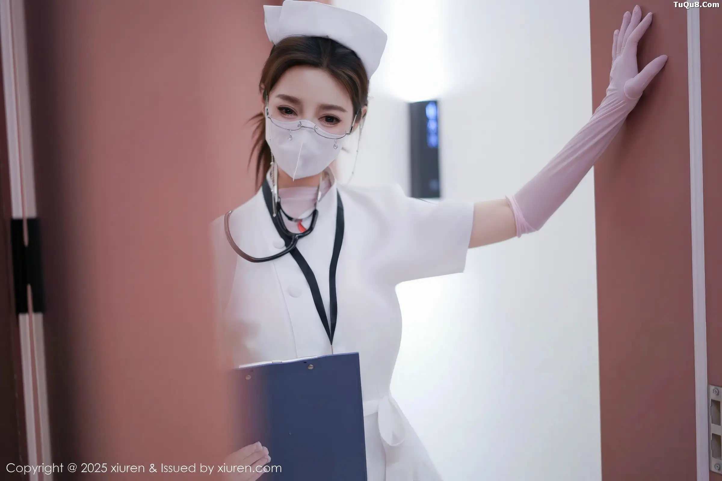 Twins-桃桃性感护士服露白色情趣内衣秀曼妙身姿绝美写真78P 6