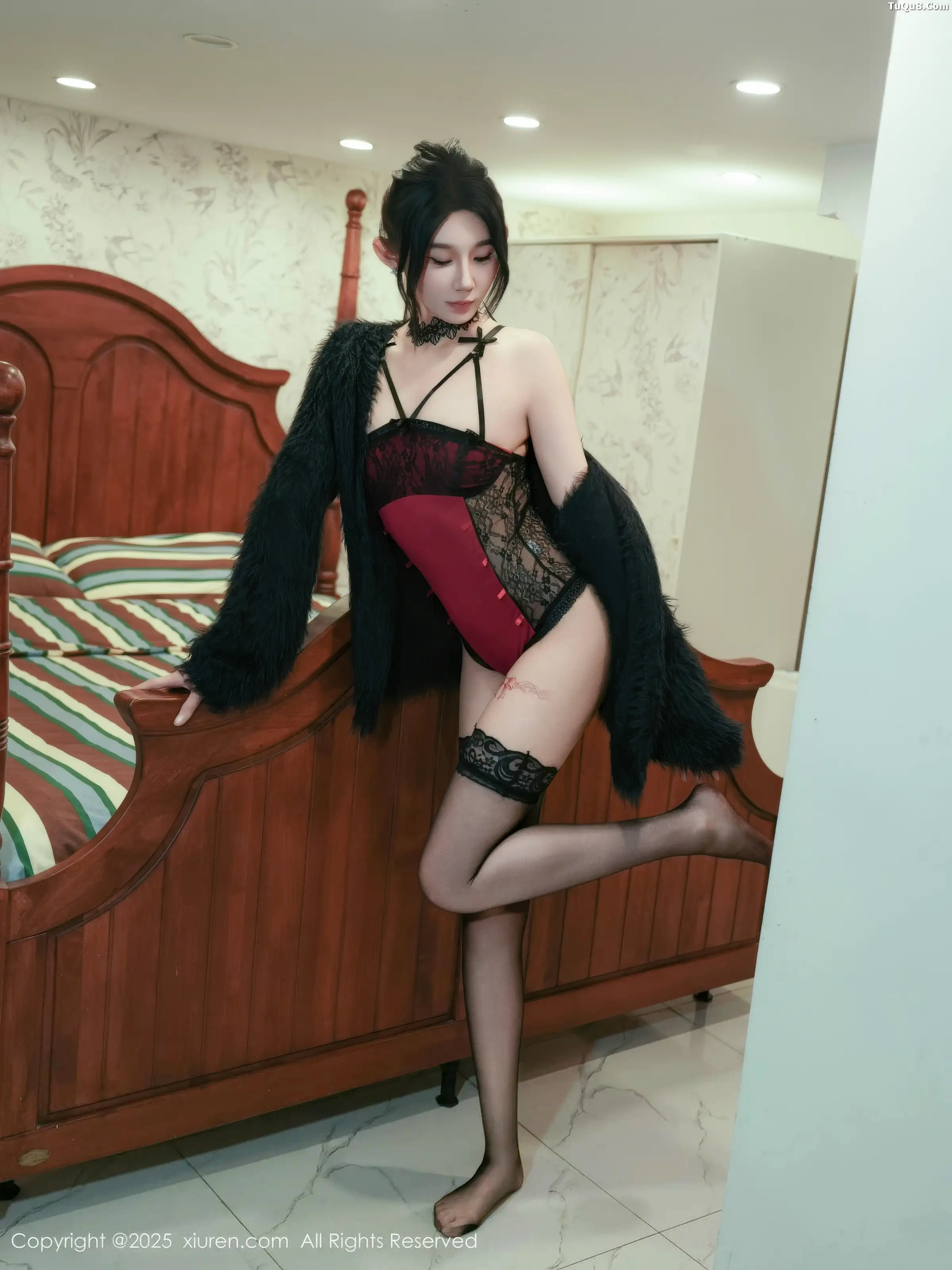 桃子姐姐性感红色吊带配黑色丝袜秀高挑曼妙身材绝美写真85P 6